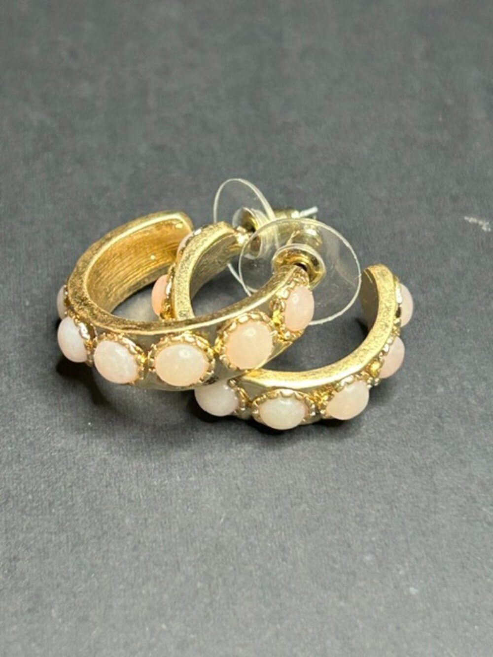 NWT Goldtone Pink Cabochon Hoop Earrings Beaded Statement